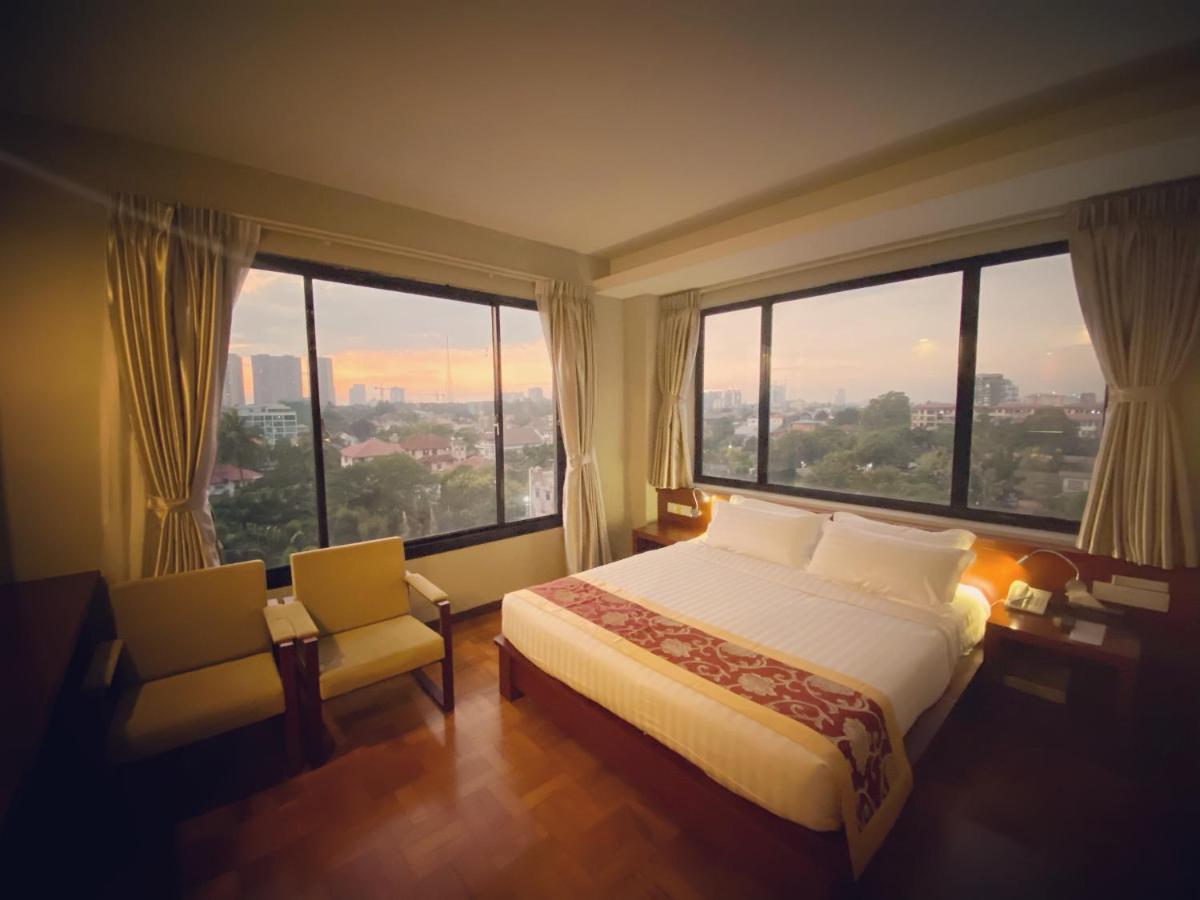 My Dream Hotel Yangon Exterior foto